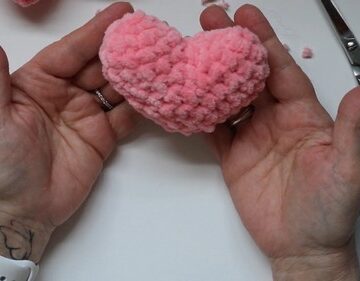 Crochet Amigurumi Heart 4