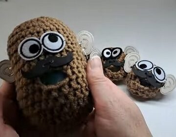 Crochet Mr. Mash Stress Ball 4