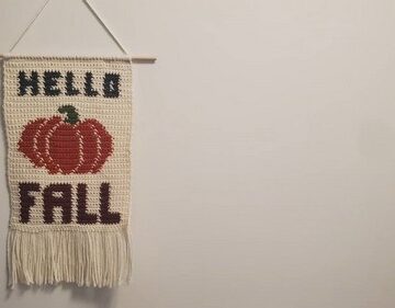 Crochet Hello Fall wall hanging 5