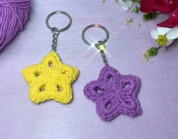 Crochet star Keychain pattern 4