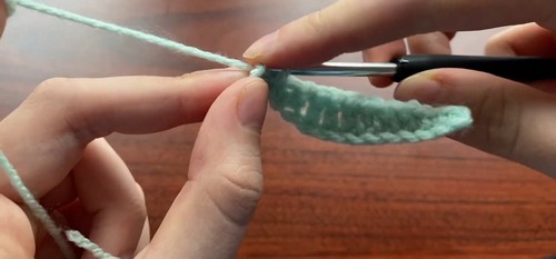 Crochet cute lamp pattern 1