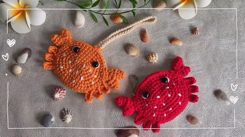 Crochet Crab Pouch bag pattern 8