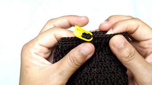 Crochet Water Bottle holder pattern 3