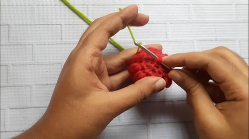Crochet Strawberries pattern 4
