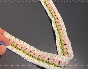 Crochet Tulip Headband free pattern 4