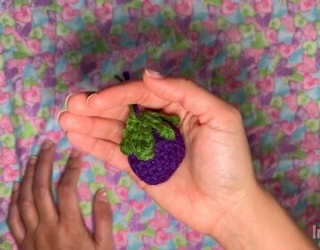 Crochet Plum Keychain pattern 5