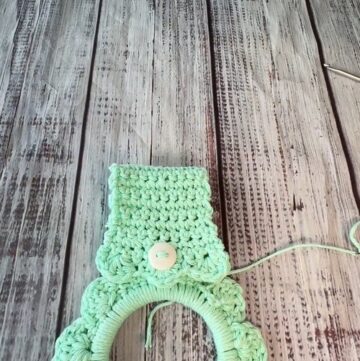 Crochet Towel Holder pattern 7