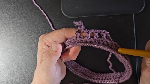 Crochet Gypsy Queen Eclectic Lamp pattern 1