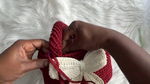 Easy Crochet Tote Bag With Bow pattern 4