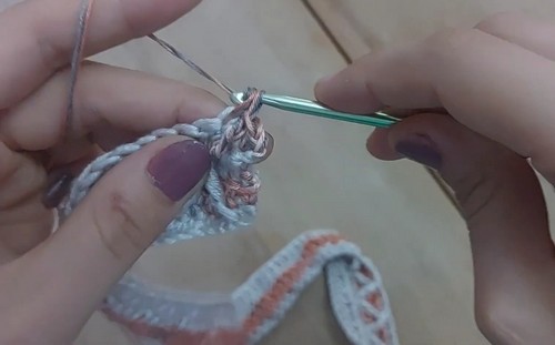 Easy Crochet Puff Stitch Top pattern 1