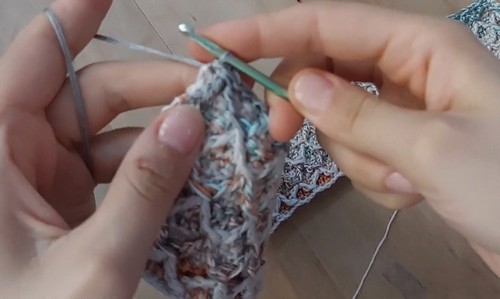 Easy Crochet Puff Stitch Top pattern 2