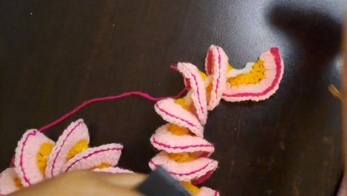 Easy Crochet Wind Spinner pattern 3
