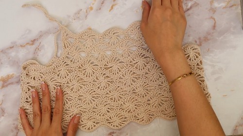 Easy Crochet Lace Top pattern 4