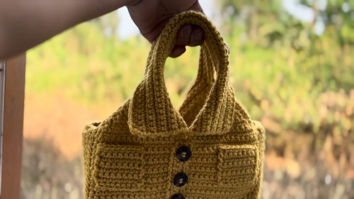 Easy Crochet Mobile Bag pattern 4