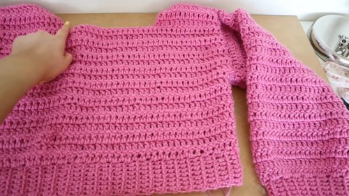 Easy Crochet Cozy Sweater pattern 4