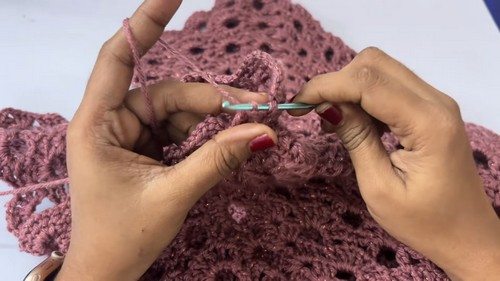 Easy Crochet Granny Square Shrug pattern 4