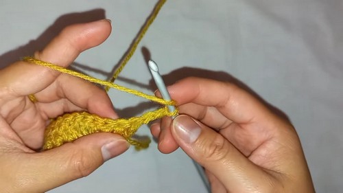 Easy Crochet Simple Scarf pattern 1