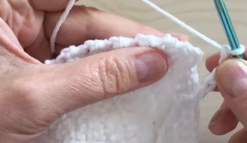 Easy Crochet Bikini Top pattern 1