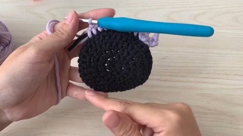 Easy Crochet Kawaii Soot Sprite Bag pattern 1