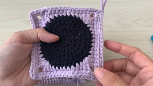 Easy Crochet Kawaii Soot Sprite Bag pattern 2