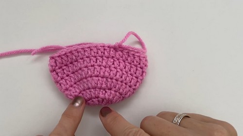 Easy Crochet Ballet Slippers pattern 1