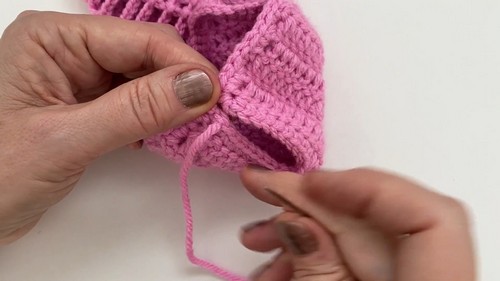 Easy Crochet Ballet Slippers pattern 4