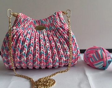 Easy Crochet Handbag pattern 5