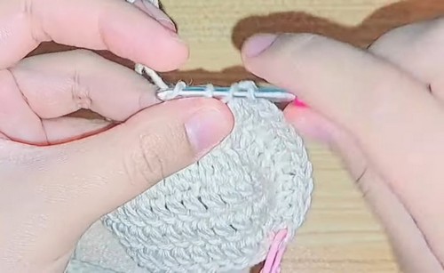 Easy Crochet Pixel Tote Bag pattern 1