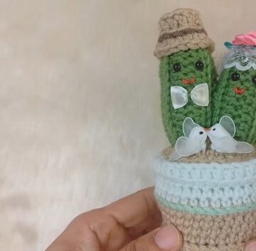 Crochet Wedding Cactus Pot 5