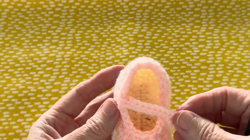 Crochet Baby Shoes 4