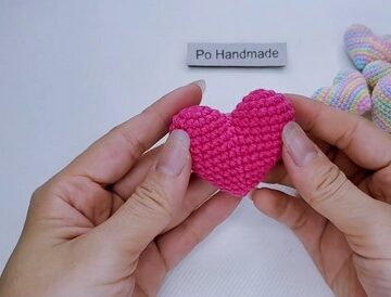 Crochet Heart Keychain 5