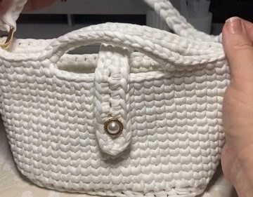 Crochet Fringe Clutch Purse With Pearl Button 5