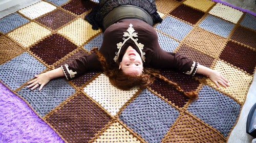 Crochet Oversized Granny Square Blanket 5