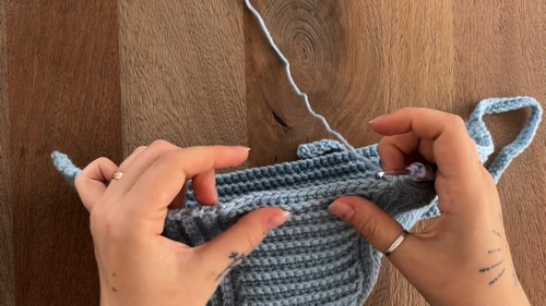 Crochet Vintage-Inspired Sailor Style Bonnet 3