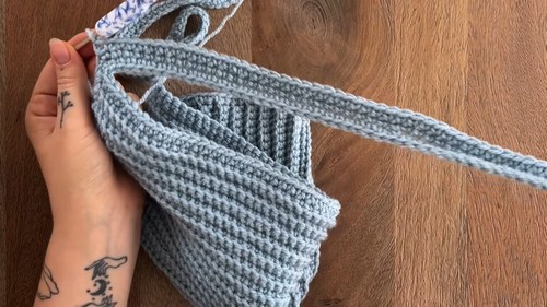 Crochet Vintage-Inspired Sailor Style Bonnet 4