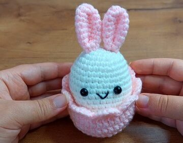 Crochet Egg Bunny pattern 4