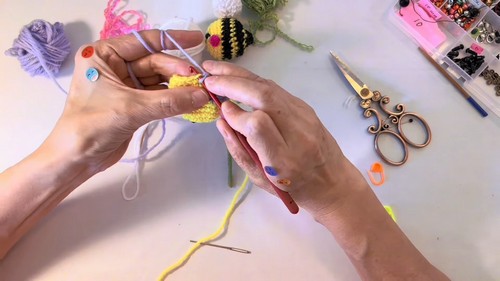 Crochet Bee Amigurumi 2
