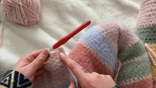 Crochet Bookworm Pillow 3