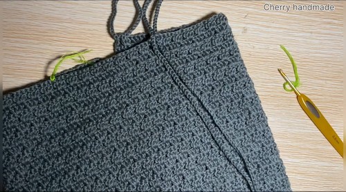 Crochet Summer Gray Top 3