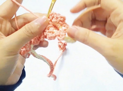 Crochet Flower Mask 2