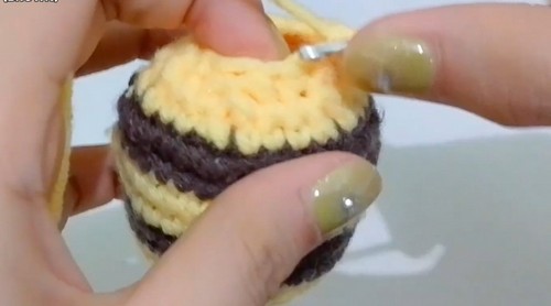 Crochet Amigurumi Bee 3