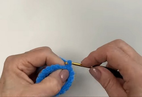 Crochet Minion Keychain 1