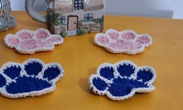 Crochet Paw Coasters 5
