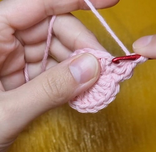 Crochet Paw Coasters 1