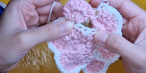 Crochet Paw Coasters 4