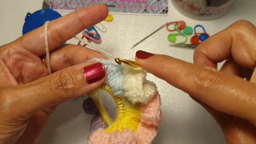 Crochet Hair Scrunchie pattern 2