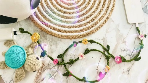 Crochet Leafy Cord Cover 5