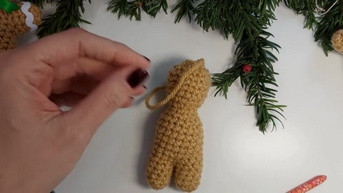 How To Crochet Gingerbread Person 3