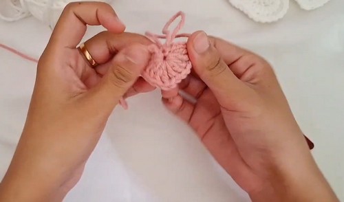 How To Crochet Heart Charm 2