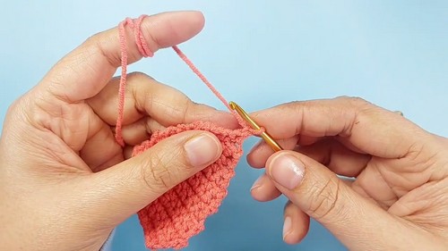 How To Crochet Gnome Applique 2